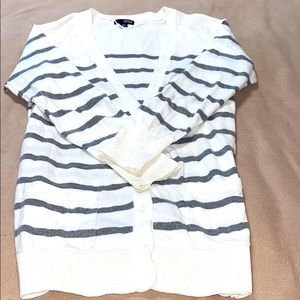 Ana sweater, gently used size L